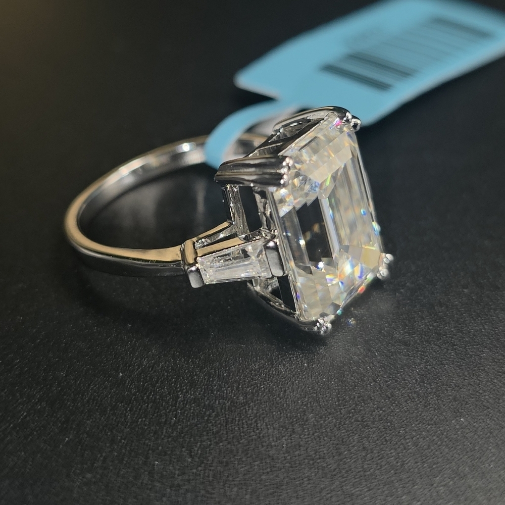 💎 10.43 CT Emerald Cut Moissanite Ring – S925 Sterling Silver | White Gold Fini